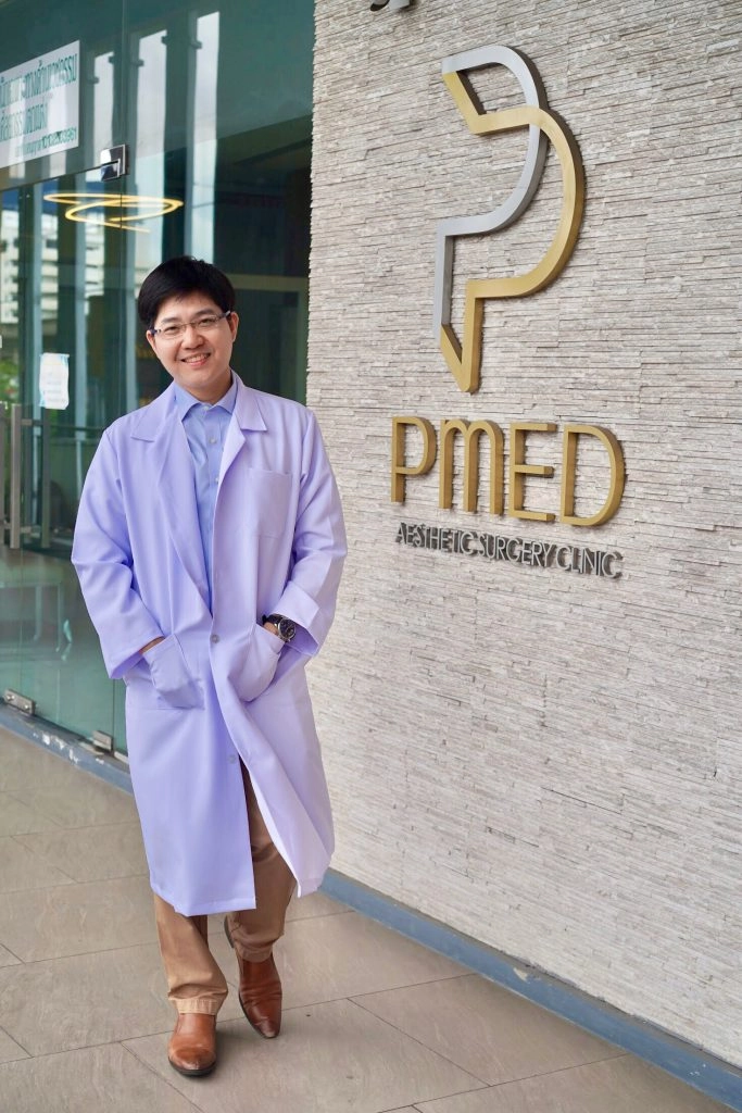 นพ.ปิยพล พัฒนครู แพทย์ผู้เชี่ยวชาญด้านศัลยกรรมความงาม คลินิกคืออะไร? ทำความเข้าใจคลินิก บทบาท และความแตกต่างจากโรงพยาบาล